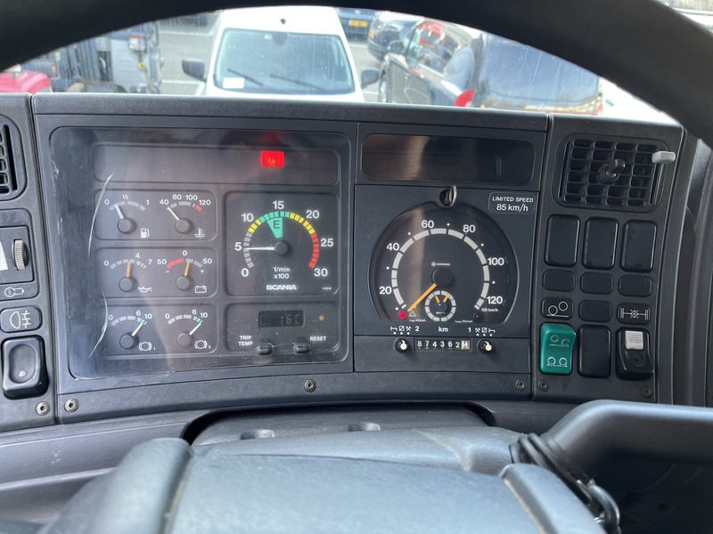 Scania R 144G V8 460 6x2 Boogie / 874 dkm / Blad - Blad / Hook Lift / NL Truck - Abrollkipper: das Bild 4 Scania R 144G V8 460 6x2 Boogie / 874 dkm / Blad - Blad / Hook Lift / NL Truck - Abrollkipper: das Bild 4