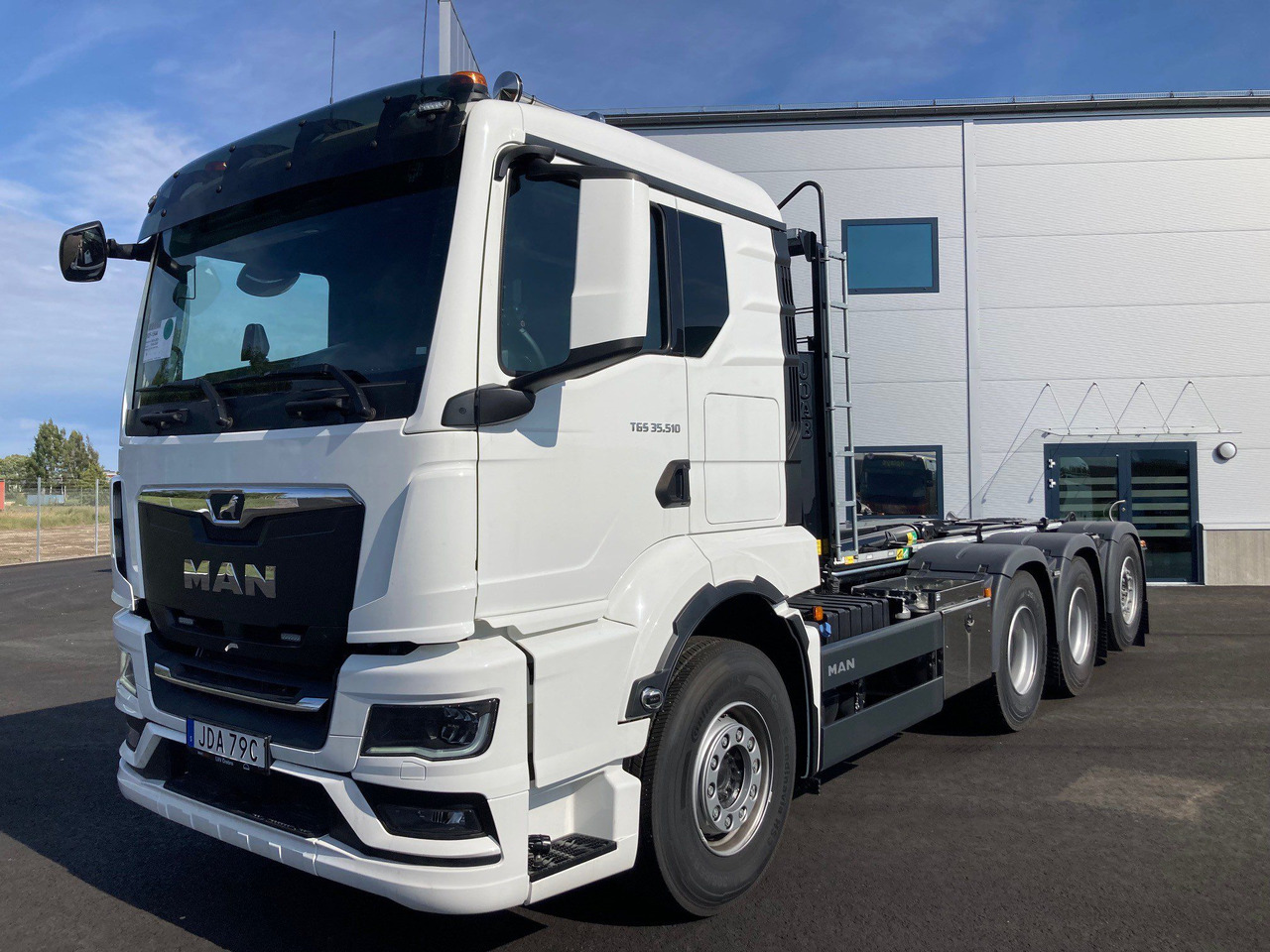 TGS 35.510 8×4-4 JOAB Lastväxlare - Abrollkipper: das Bild 1 TGS 35.510 8×4-4 JOAB Lastväxlare - Abrollkipper: das Bild 1