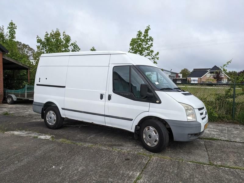 Ford Transit 350M VAN 140 DPF 4.27 - Kastenwagen: das Bild 1 Ford Transit 350M VAN 140 DPF 4.27 - Kastenwagen: das Bild 1