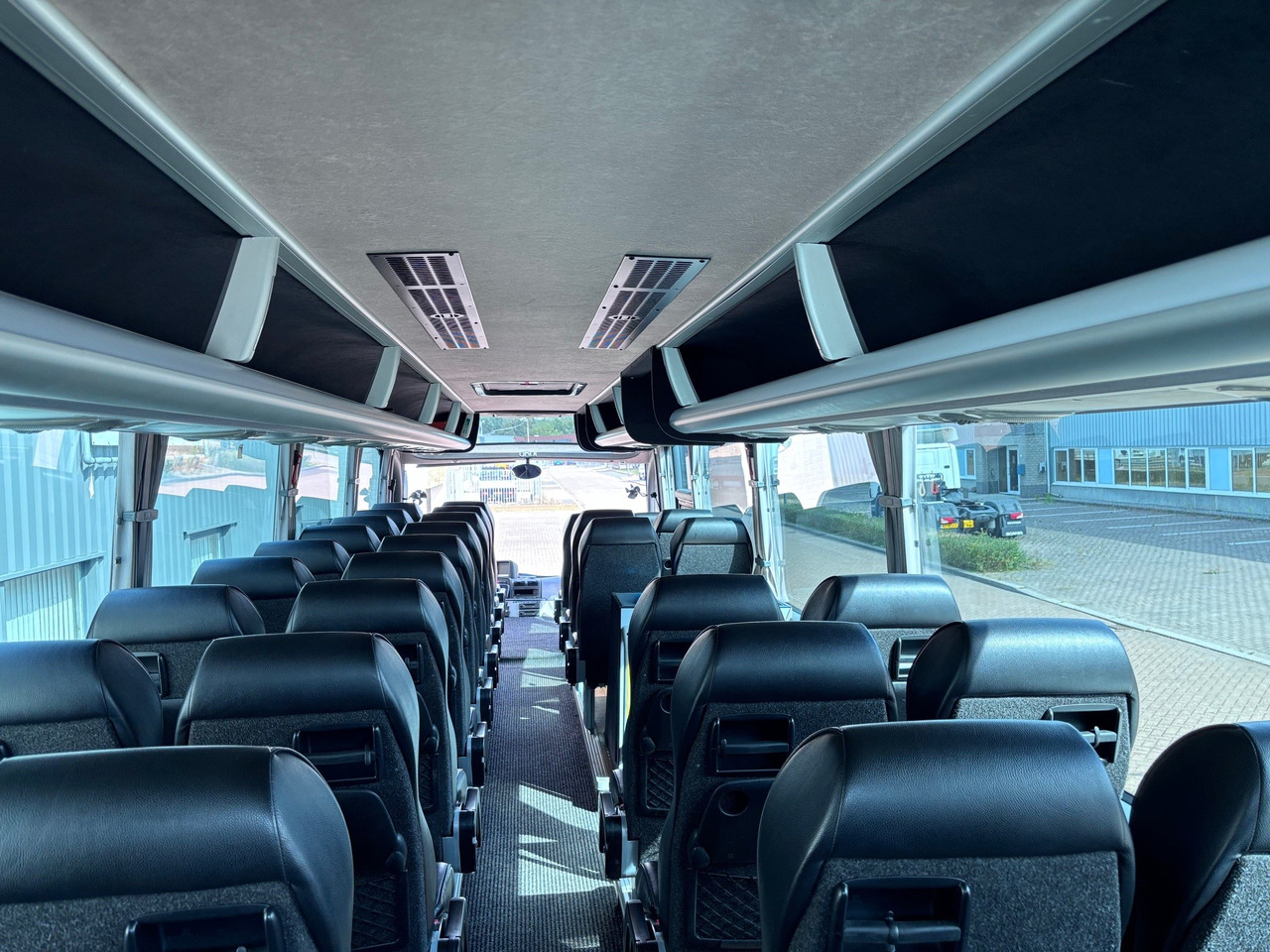 Reisebus Mercedes ATEGO 1530 Touring GT / UNVI: das Bild 13