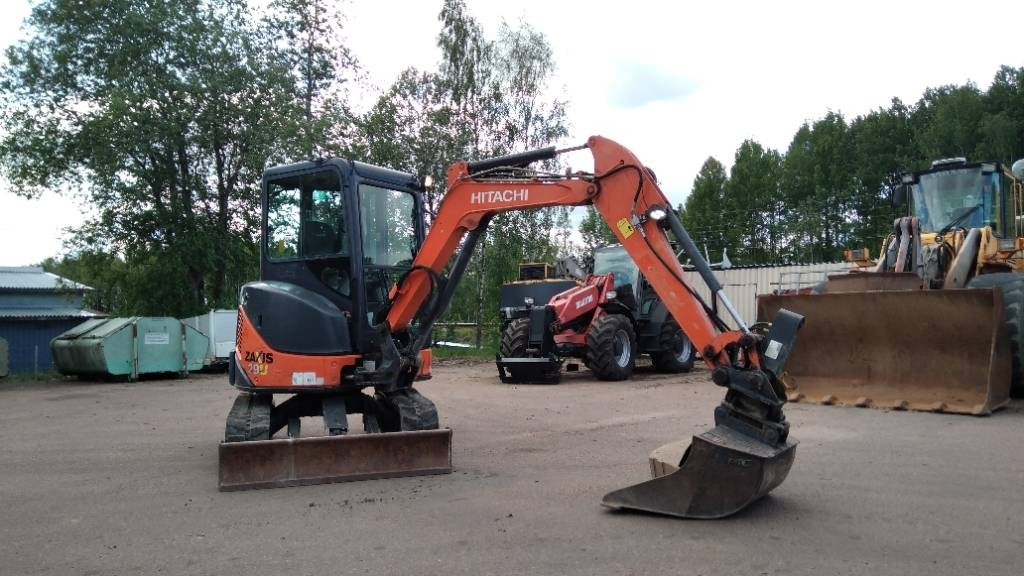Hitachi ZX 29 U-3 CLR - Minibagger: das Bild 1 Hitachi ZX 29 U-3 CLR - Minibagger: das Bild 1