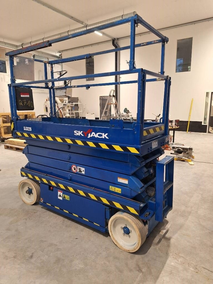 SkyJack SJ 3226 - Scherenbühne: das Bild 3 SkyJack SJ 3226 - Scherenbühne: das Bild 3