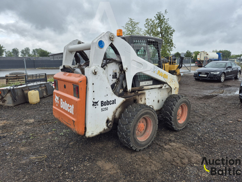Bobcat S 250 - Kompaktlader: das Bild 5 Bobcat S 250 - Kompaktlader: das Bild 5
