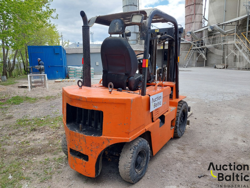 Caterpillar V 50 D - Dieselstapler: das Bild 2 Caterpillar V 50 D - Dieselstapler: das Bild 2