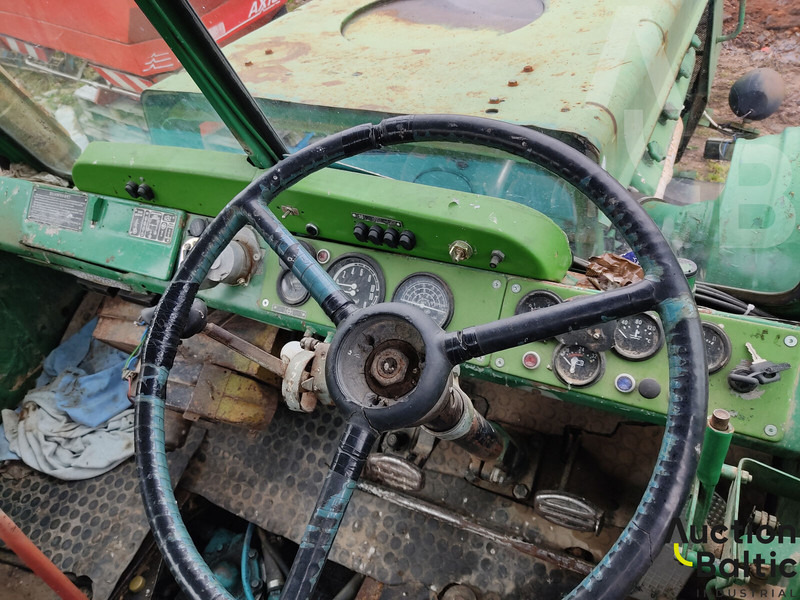 Chtz T-150K - Traktor: das Bild 5 Chtz T-150K - Traktor: das Bild 5