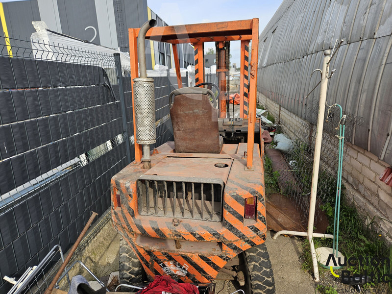 FORKLIFT - Gabelstapler: das Bild 4 FORKLIFT - Gabelstapler: das Bild 4