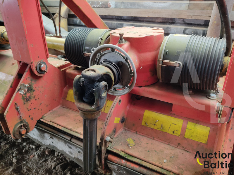 Humus - Schlegelmäher/ Mulcher: das Bild 5 Humus - Schlegelmäher/ Mulcher: das Bild 5