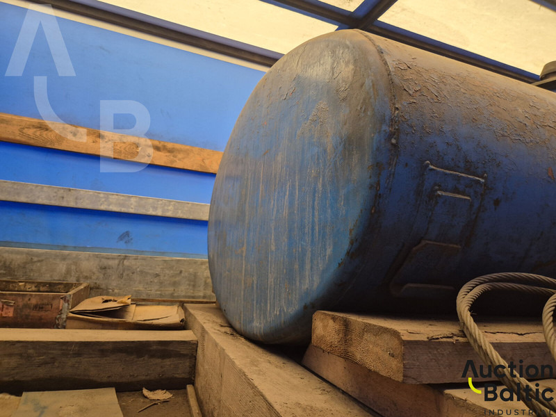 Iveco 65E10 - Plane LKW: das Bild 5 Iveco 65E10 - Plane LKW: das Bild 5