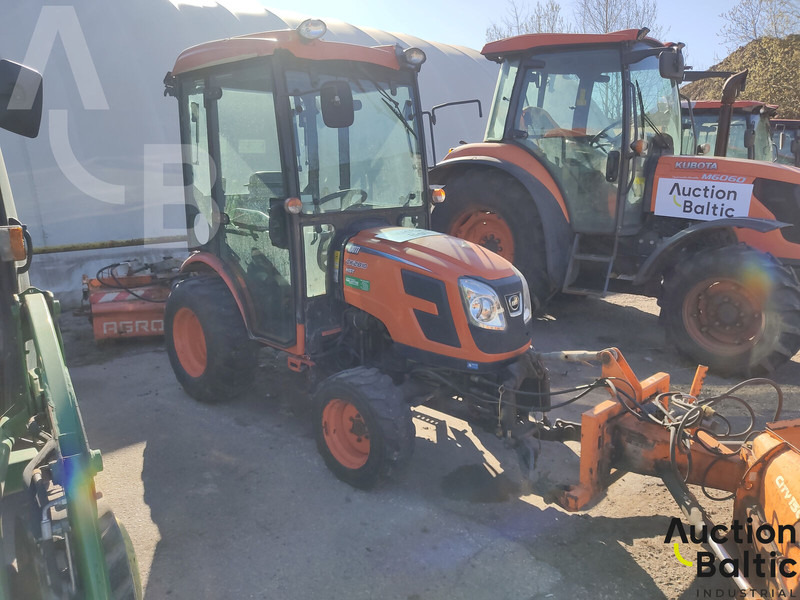 KIOTI CK 2810 - Traktor: das Bild 2 KIOTI CK 2810 - Traktor: das Bild 2