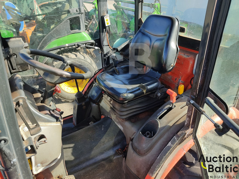 KIOTI CK 2810 - Traktor: das Bild 5 KIOTI CK 2810 - Traktor: das Bild 5