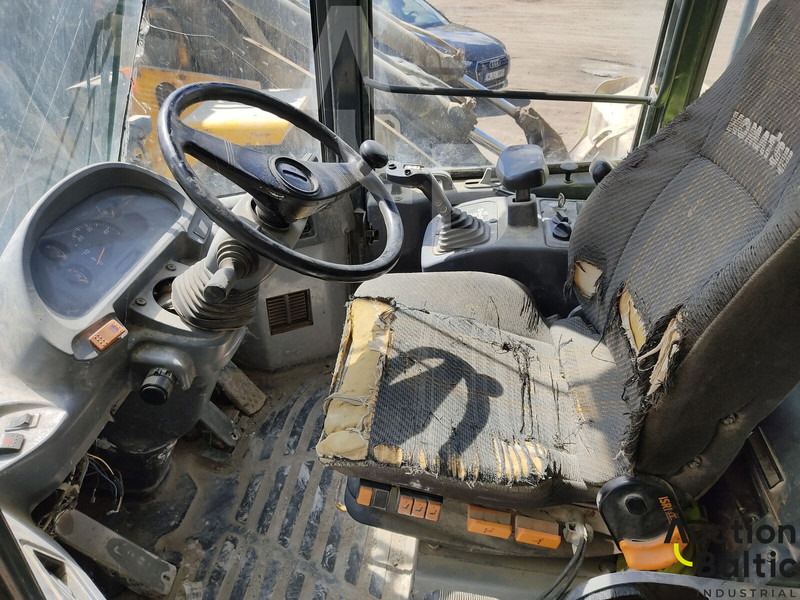 Komatsu WA250-5 - Radlader: das Bild 4 Komatsu WA250-5 - Radlader: das Bild 4