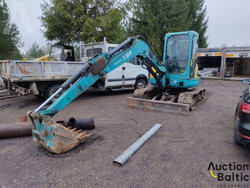 Kubota KX155-3 - Minibagger: das Bild 1 Kubota KX155-3 - Minibagger: das Bild 1