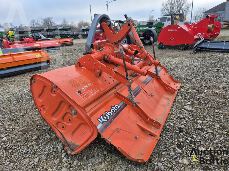 Kubota R 15T - Kreiselegge: das Bild 4 Kubota R 15T - Kreiselegge: das Bild 4