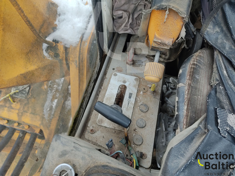 Mobilbagger Liebherr 902 Litronic: das Bild 7