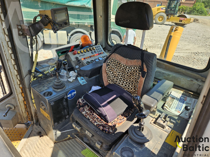 Liebherr PR 712 BM - Bulldozer: das Bild 5 Liebherr PR 712 BM - Bulldozer: das Bild 5