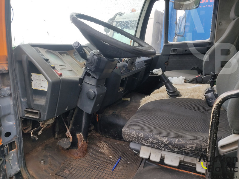 MAN 15.163 - Saug-/ Spülfahrzeug: das Bild 5 MAN 15.163 - Saug-/ Spülfahrzeug: das Bild 5