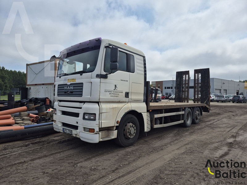 MAN TGA26.440 - Autotransporter LKW: das Bild 1 MAN TGA26.440 - Autotransporter LKW: das Bild 1