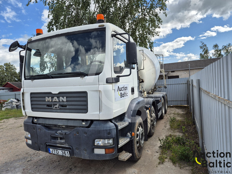 MAN TGA32.360 - Fahrmischer: das Bild 2 MAN TGA32.360 - Fahrmischer: das Bild 2