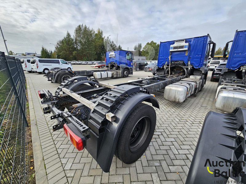 Mercedes-Benz Actros 1843 - Fahrgestell LKW: das Bild 4 Mercedes-Benz Actros 1843 - Fahrgestell LKW: das Bild 4