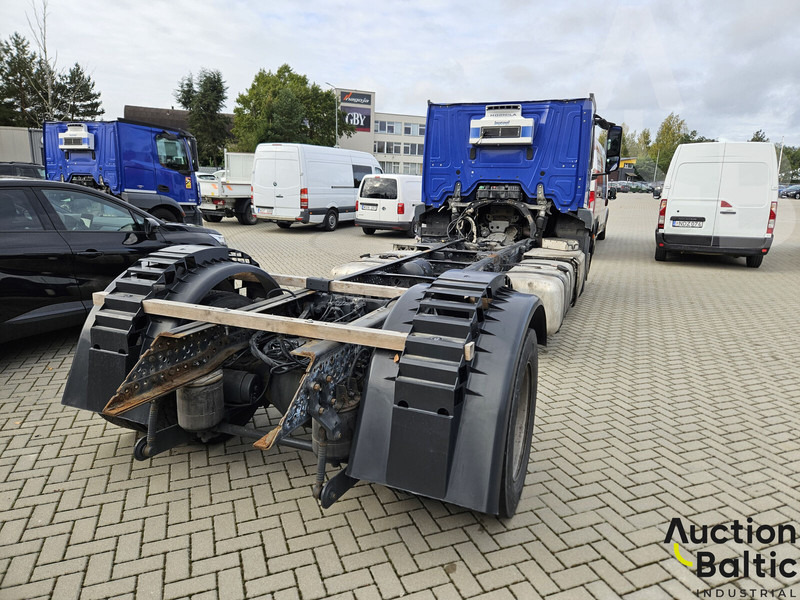 Mercedes-Benz Actros 1843 - Fahrgestell LKW: das Bild 4 Mercedes-Benz Actros 1843 - Fahrgestell LKW: das Bild 4