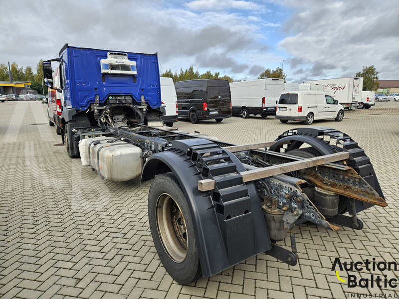 Mercedes-Benz Actros 1843 - Fahrgestell LKW: das Bild 3 Mercedes-Benz Actros 1843 - Fahrgestell LKW: das Bild 3