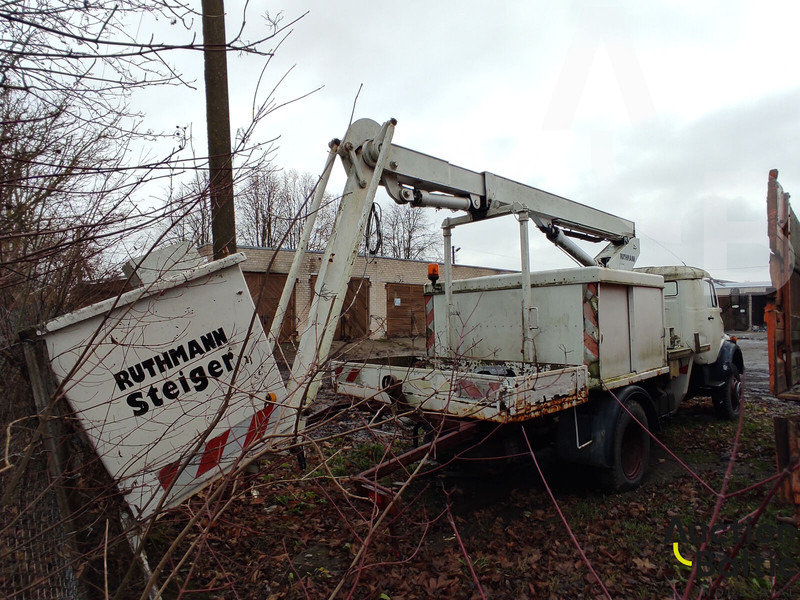 Mercedes-Benz Lako 911 - LKW mit Arbeitsbühne: das Bild 4 Mercedes-Benz Lako 911 - LKW mit Arbeitsbühne: das Bild 4
