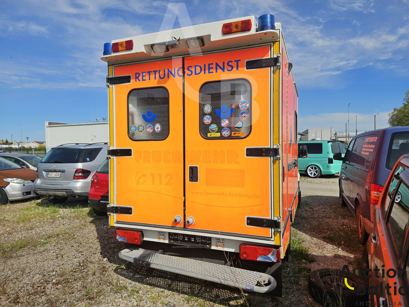 Mercedes-Benz Sprinter - Krankenwagen: das Bild 3 Mercedes-Benz Sprinter - Krankenwagen: das Bild 3