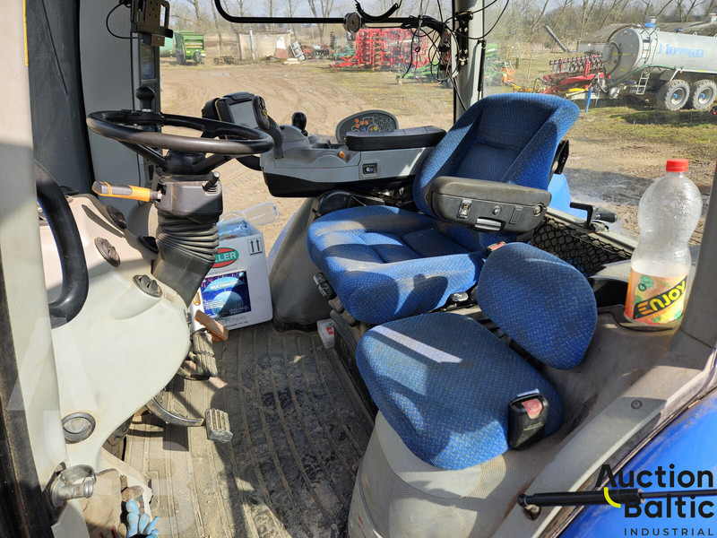 New Holland T 8.390 - Traktor: das Bild 5 New Holland T 8.390 - Traktor: das Bild 5