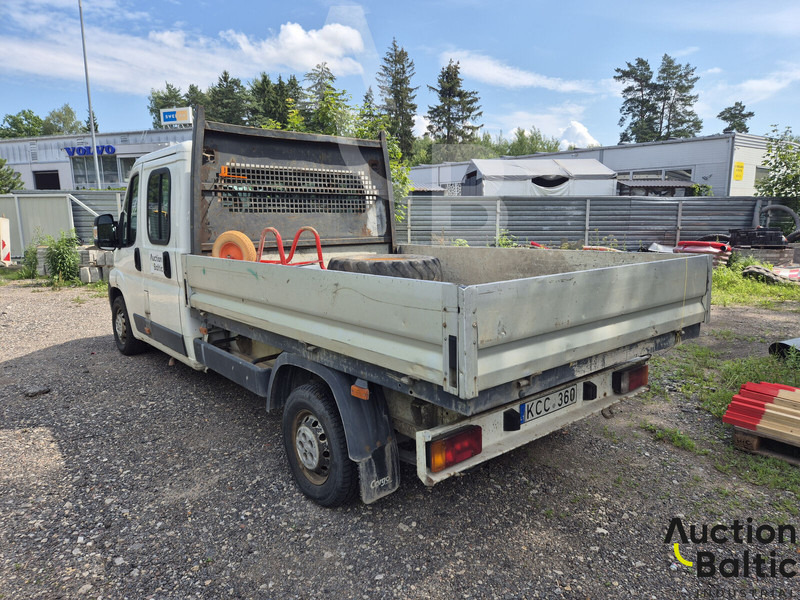 Peugeot Boxer - Pritsche Transporter, Transporter mit Doppelkabine: das Bild 3 Peugeot Boxer - Pritsche Transporter, Transporter mit Doppelkabine: das Bild 3