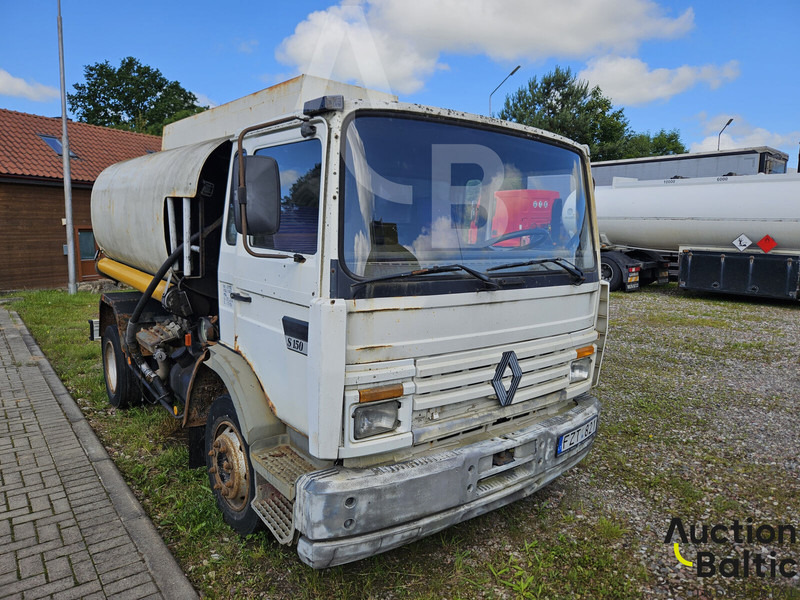 Renault Midliner S 150 - Tankwagen: das Bild 2 Renault Midliner S 150 - Tankwagen: das Bild 2