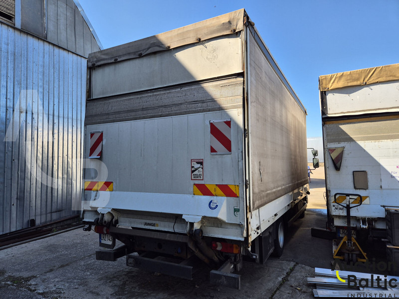 Renault Midlum - Plane LKW: das Bild 3 Renault Midlum - Plane LKW: das Bild 3