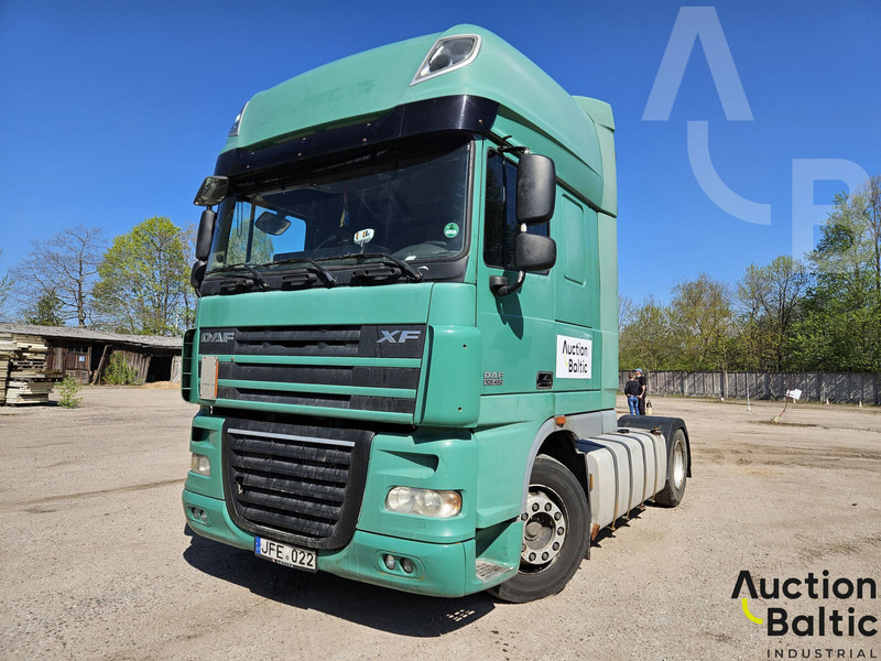 DAF XF105.460 - Sattelzugmaschine: das Bild 1 DAF XF105.460 - Sattelzugmaschine: das Bild 1