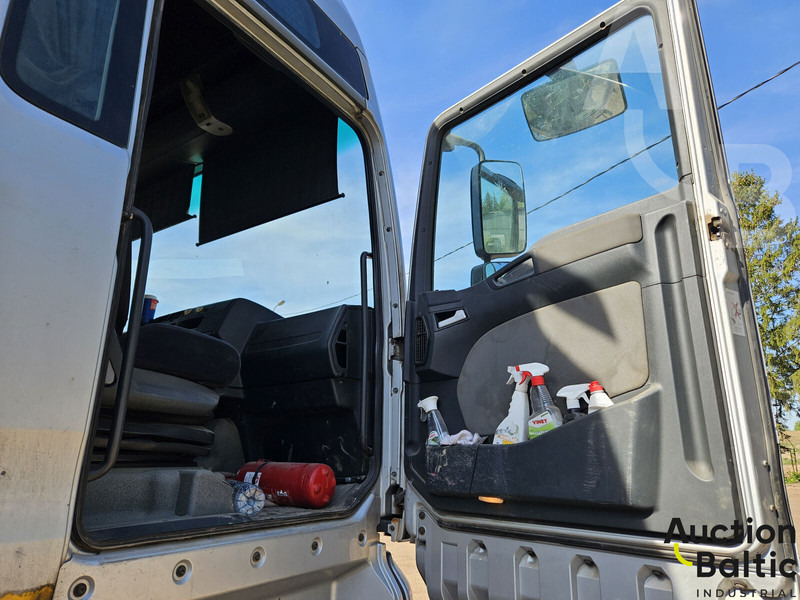 MAN TGA18.430 - Sattelzugmaschine: das Bild 5 MAN TGA18.430 - Sattelzugmaschine: das Bild 5