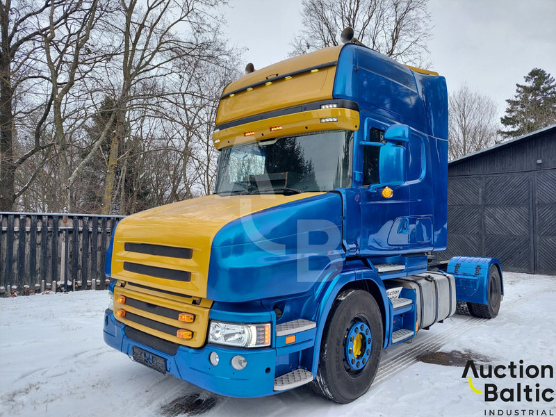 Scania T 114 LA - Sattelzugmaschine: das Bild 1 Scania T 114 LA - Sattelzugmaschine: das Bild 1