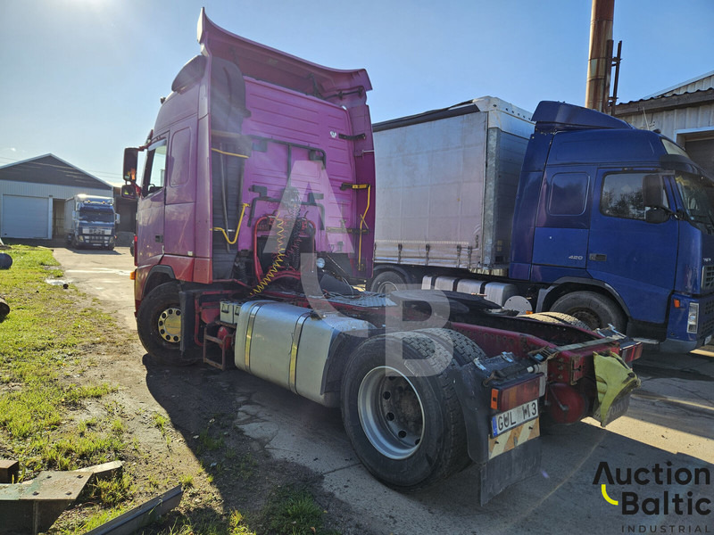 Volvo FH12 - Sattelzugmaschine: das Bild 4 Volvo FH12 - Sattelzugmaschine: das Bild 4