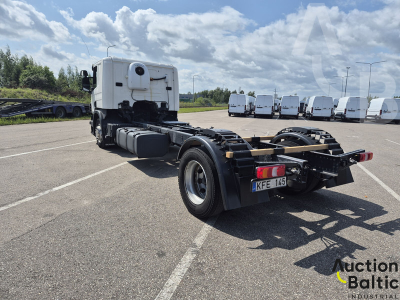 Scania P 450 - Fahrgestell LKW: das Bild 3 Scania P 450 - Fahrgestell LKW: das Bild 3