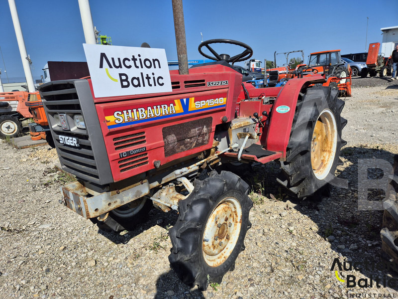 Shibaura SP1540 - Traktor: das Bild 1 Shibaura SP1540 - Traktor: das Bild 1