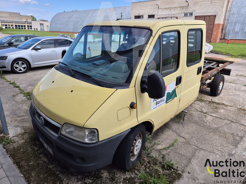 Fiat Ducato - Transporter, Transporter mit Doppelkabine: das Bild 2 Fiat Ducato - Transporter, Transporter mit Doppelkabine: das Bild 2