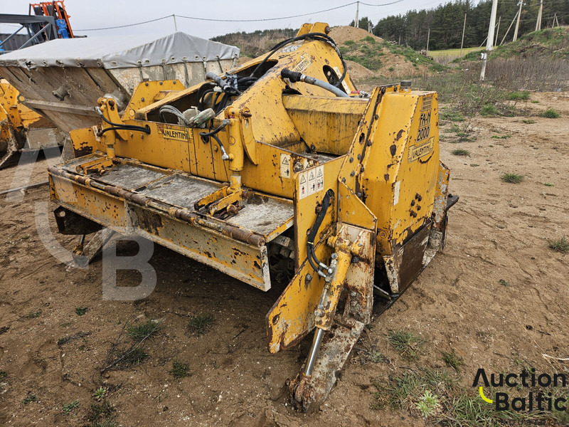Valentini FA-N 2000 - Asphalttechnik: das Bild 4 Valentini FA-N 2000 - Asphalttechnik: das Bild 4