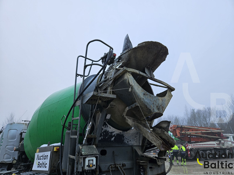 Volvo FE320 - Fahrmischer: das Bild 5 Volvo FE320 - Fahrmischer: das Bild 5