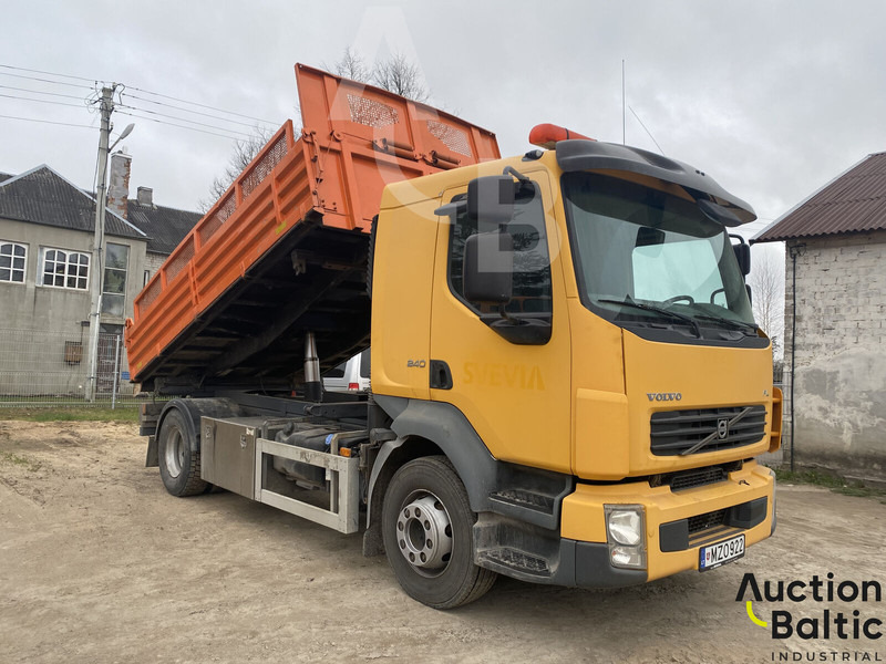 Volvo FL 240 4x2 - Kipper: das Bild 1 Volvo FL 240 4x2 - Kipper: das Bild 1