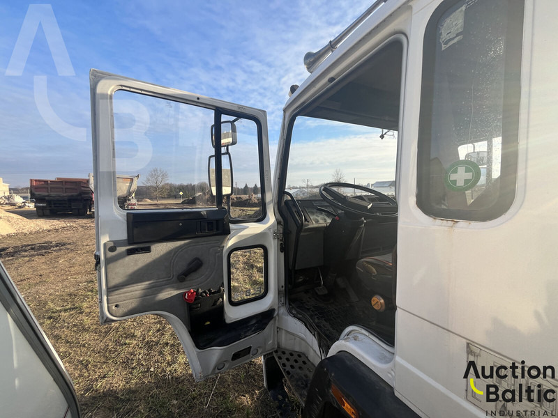 Volvo FL4-6 - Abschleppwagen: das Bild 5 Volvo FL4-6 - Abschleppwagen: das Bild 5
