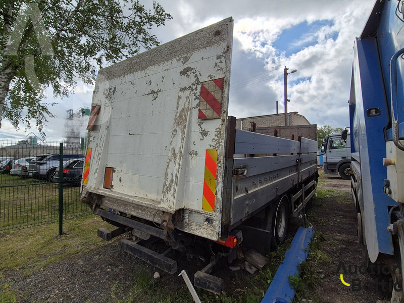 Volvo FL6 - Pritsche LKW: das Bild 4 Volvo FL6 - Pritsche LKW: das Bild 4