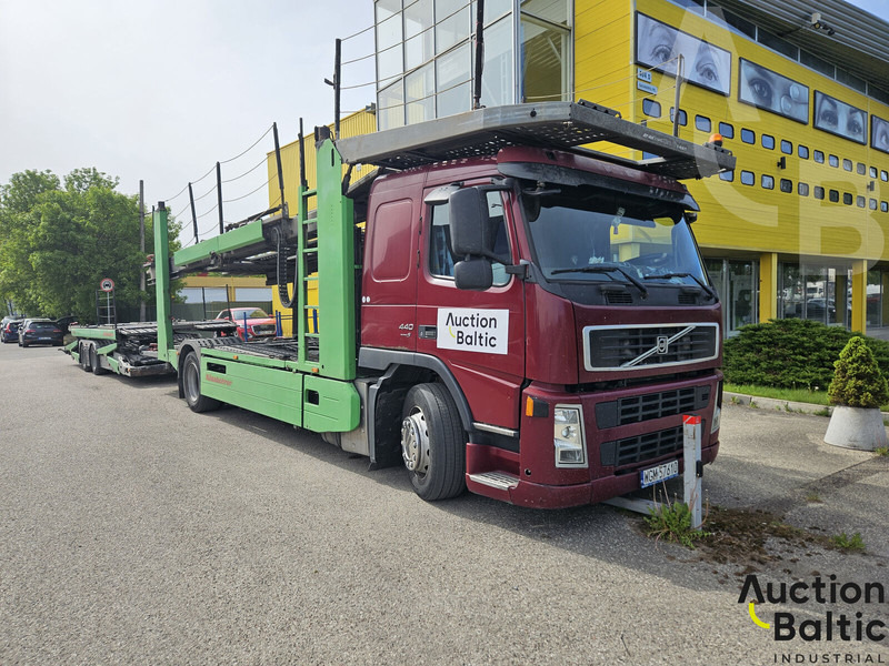 Volvo FM440 - Autotransporter LKW: das Bild 2 Volvo FM440 - Autotransporter LKW: das Bild 2