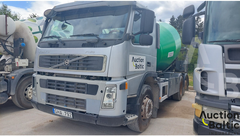 Volvo FM9 - Fahrmischer: das Bild 1 Volvo FM9 - Fahrmischer: das Bild 1