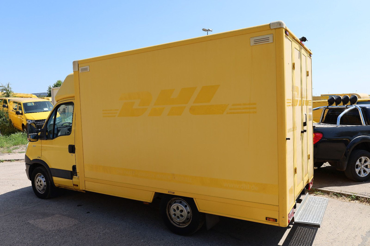 Iveco Daily/ Regalsystem/Luftfeder/KURZ - Koffer Transporter: das Bild 3 Iveco Daily/ Regalsystem/Luftfeder/KURZ - Koffer Transporter: das Bild 3