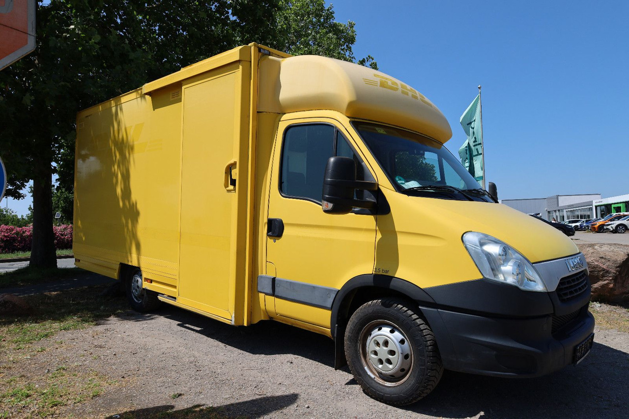 Iveco IS35SI2AA Daily/ Regalsystem/Luftfeder - Koffer Transporter: das Bild 2 Iveco IS35SI2AA Daily/ Regalsystem/Luftfeder - Koffer Transporter: das Bild 2