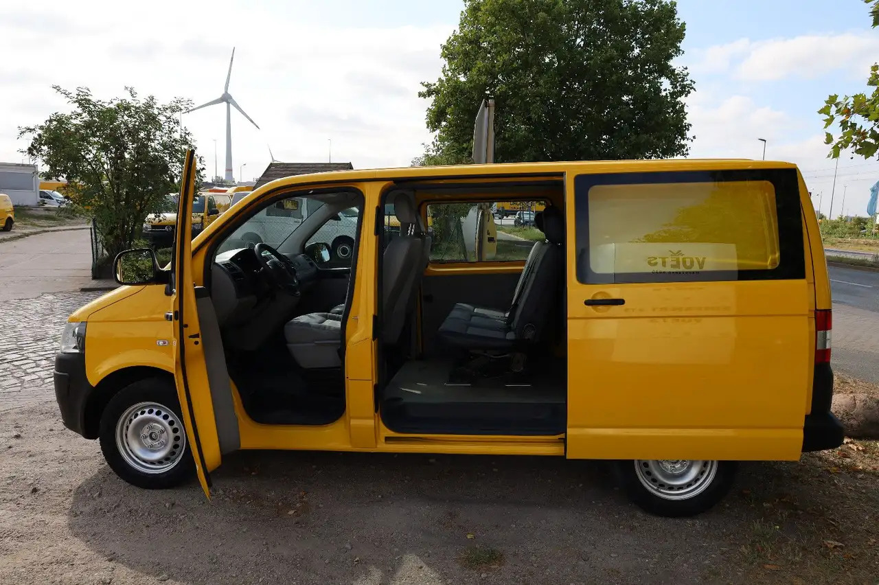 Volkswagen T5 Transporter/ 2.0 TDI/EU5/1.Hand/5-Sitze - Transporter mit Doppelkabine: das Bild 1 Volkswagen T5 Transporter/ 2.0 TDI/EU5/1.Hand/5-Sitze - Transporter mit Doppelkabine: das Bild 1