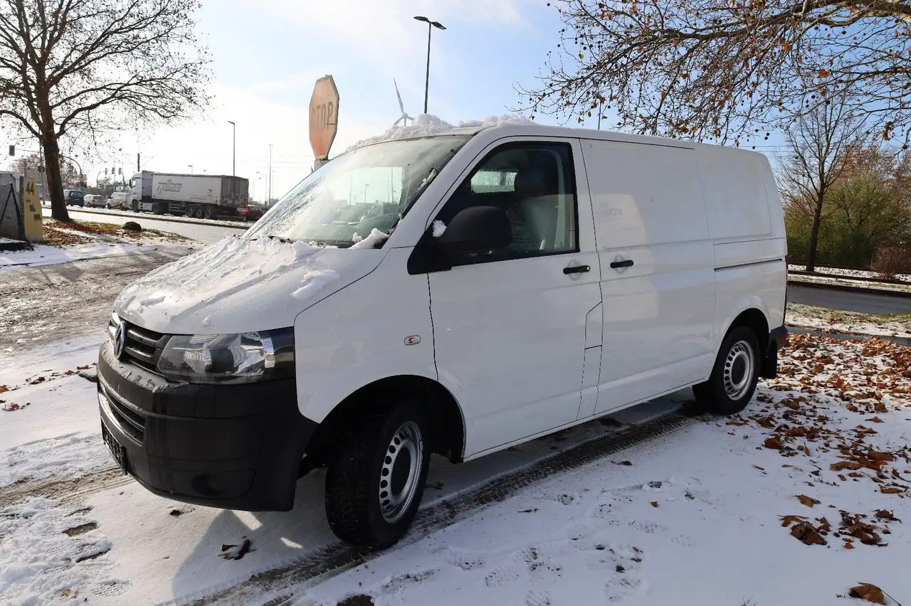 Volkswagen T5 Transporter Kasten-Kombi 2.0 TDI/EU5/1.Hand - Kastenwagen: das Bild 2 Volkswagen T5 Transporter Kasten-Kombi 2.0 TDI/EU5/1.Hand - Kastenwagen: das Bild 2