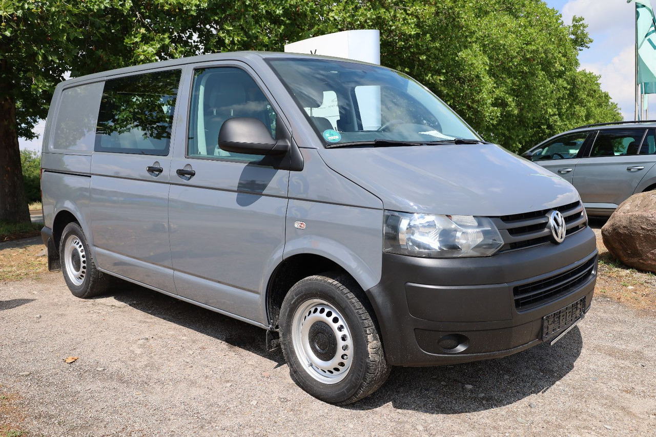 Volkswagen T5 Transporter Kasten-Kombi 2.0 TDI/EU5/5-Sitze - Personentransporter: das Bild 2 Volkswagen T5 Transporter Kasten-Kombi 2.0 TDI/EU5/5-Sitze - Personentransporter: das Bild 2